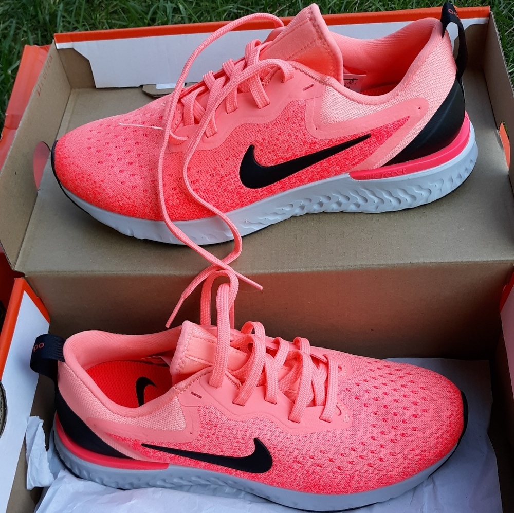 Nike Women's Odyssey React Running Sneakers